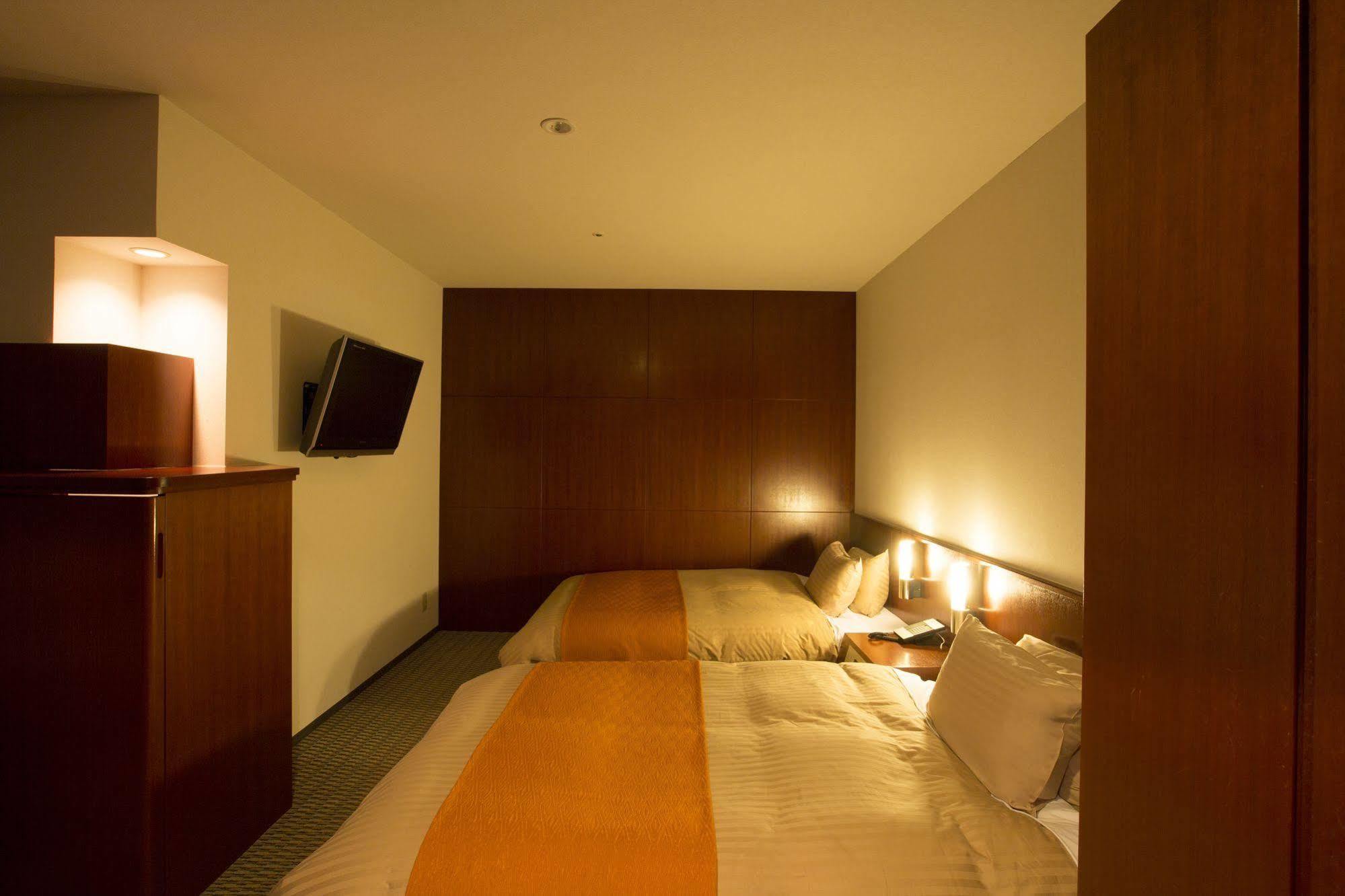 Hotel Granmirage Uozu Exterior photo